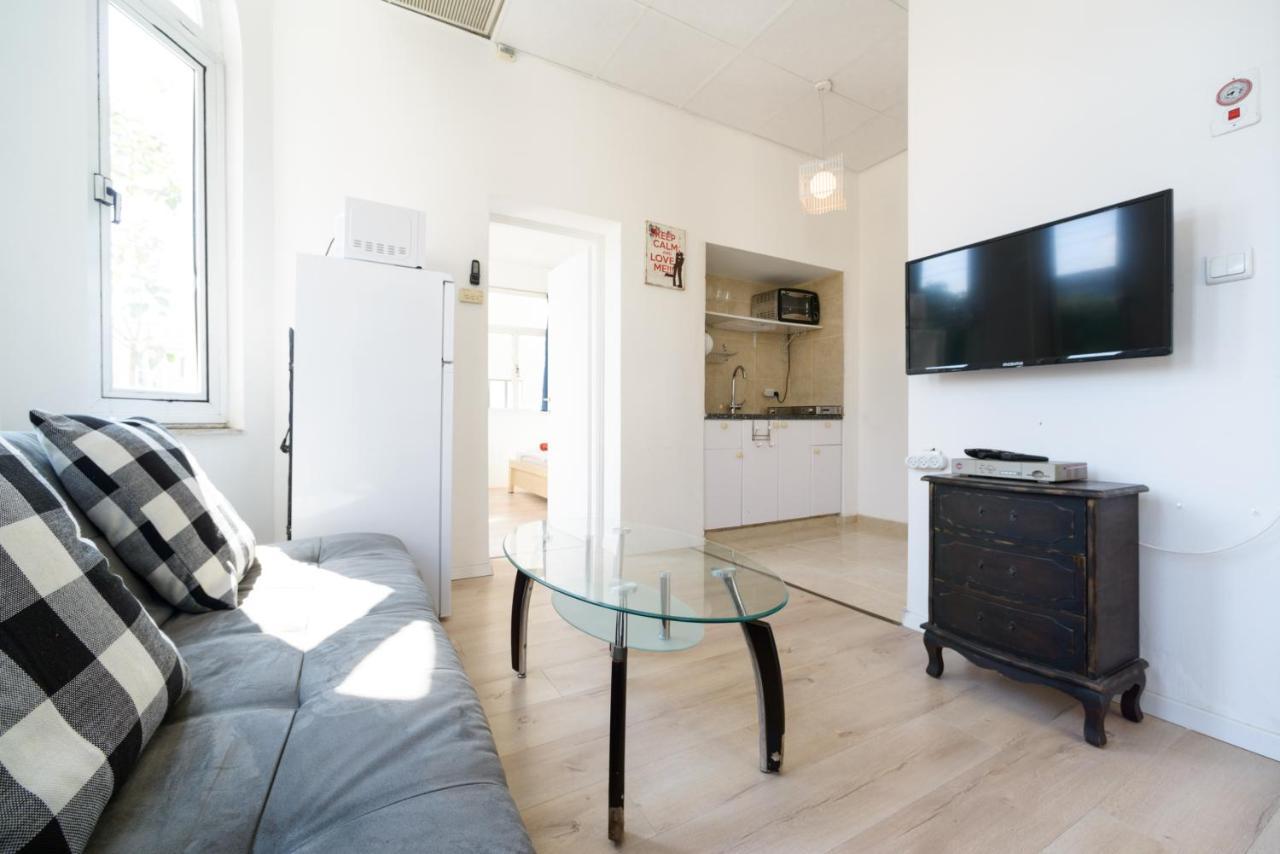 Tel Aviving - Apartments By The Beach Esterno foto